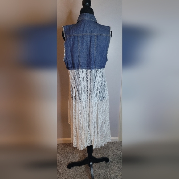ORIGAMI by VIVIAN Sleeveless Denim Vest Duster w/ Lace. NWOT - Picture 3 of 10